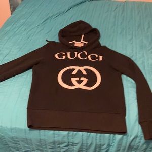 Gucci sweater warm a few times 7/10 condition